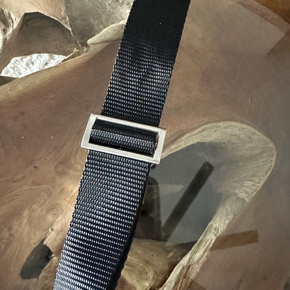 Excellent condition PRADA mini crossbody - Picture 4 of 10